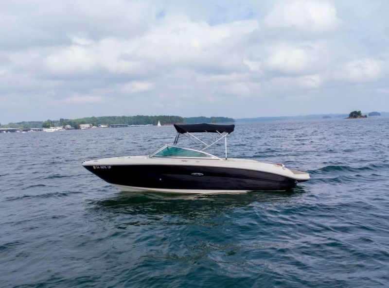 2006 Sea Ray Select 220