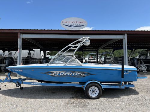 2004 Moomba Mobius LSV