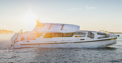 2026 Axopar 38 XC Cross Cabin