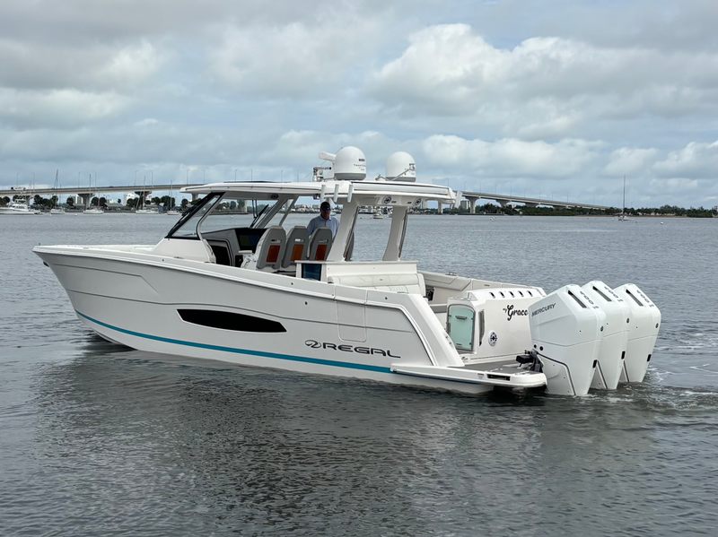 2024 Regal 38 SAV