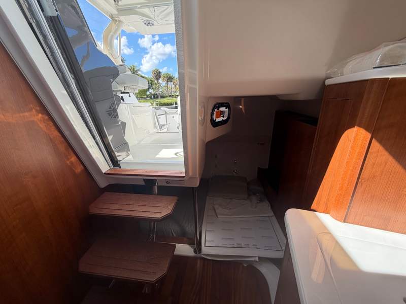 Boat Image 18