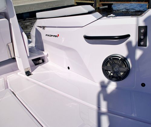 Boat Image 11