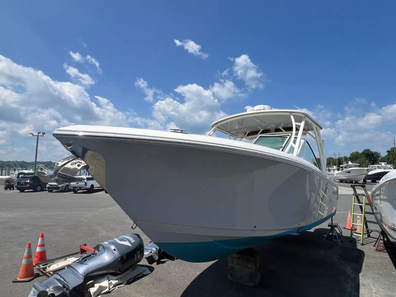 2020 Sailfish 275 DC