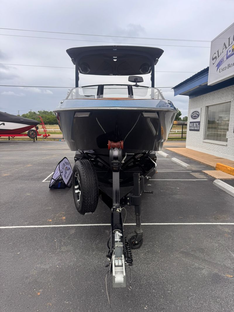 Boat Image 8
