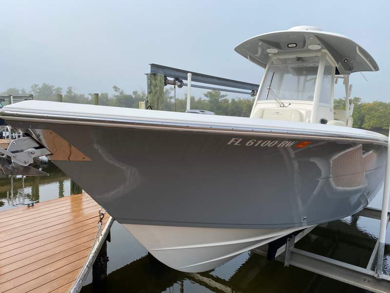 2019 Cobia 301 CC