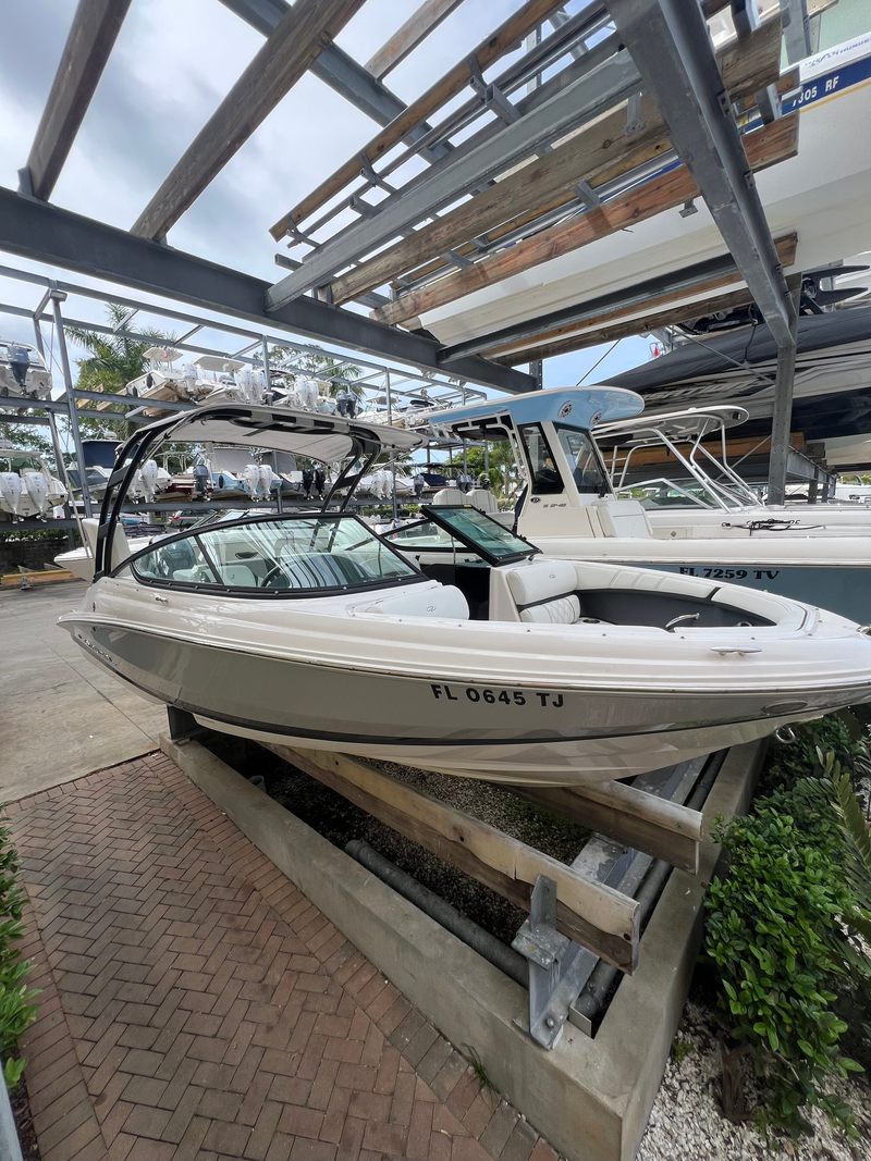 2022 Regal 21 OBX