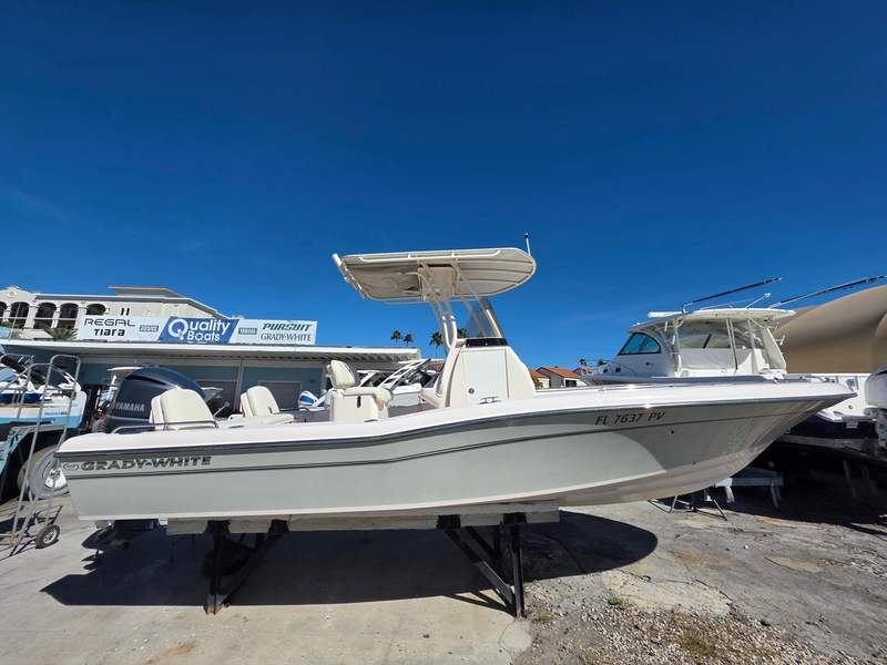 2014 Grady white Coastal Explorer 251
